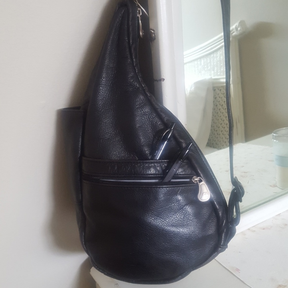 Ameribag black leather